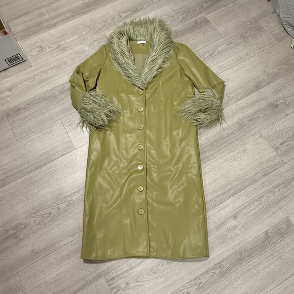 Medium Jackets & Blazers - Isalis Faux Green Leather Trench Coat With Fur Collar Cuffs Foxy Y2K NWOT M/LG